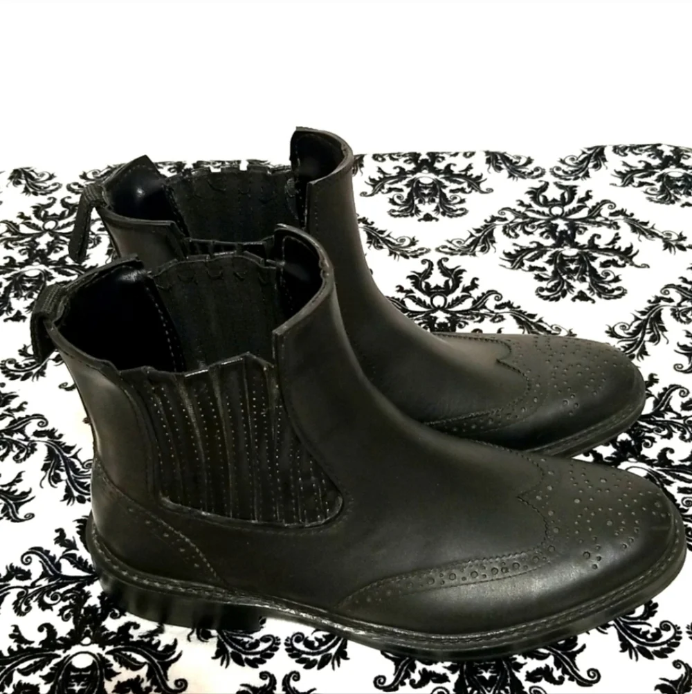 KENNETH COLE REACTION Men's Make A Splash Black Rain Shoe / Rainboots